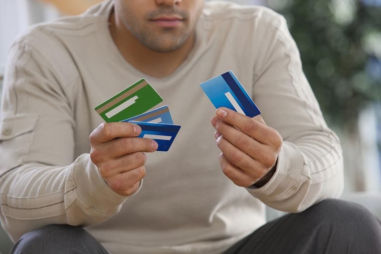 13557412_2_Chosing the right credit card